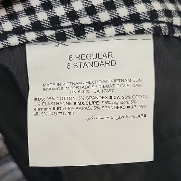 OLD NAVY Mid-Rise Pixie Pant Black White Checkered Gingham Pattern size 6R - Picture 12 of 13